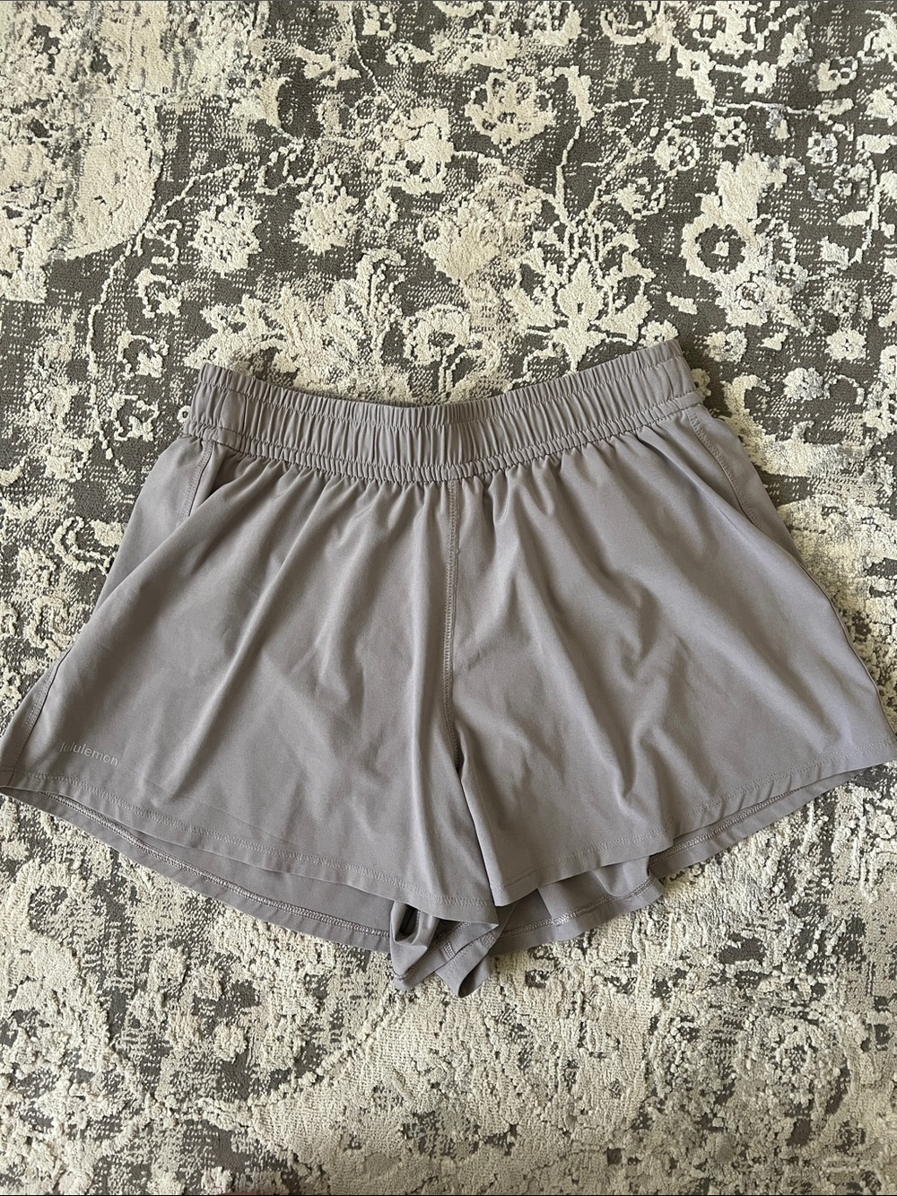 Lululemon Pace Crush short 2.5” high rise